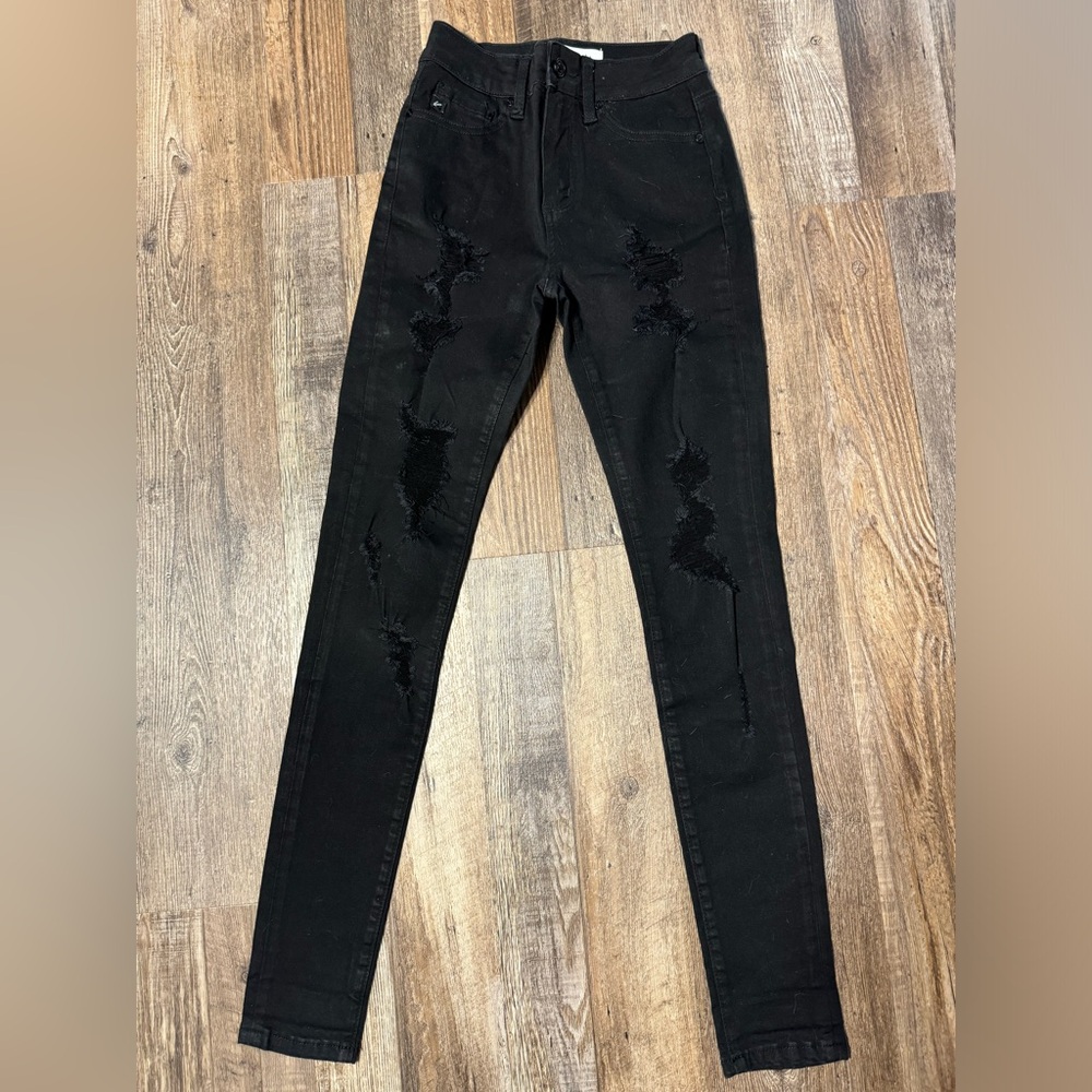 KanCan Distressed Jeans